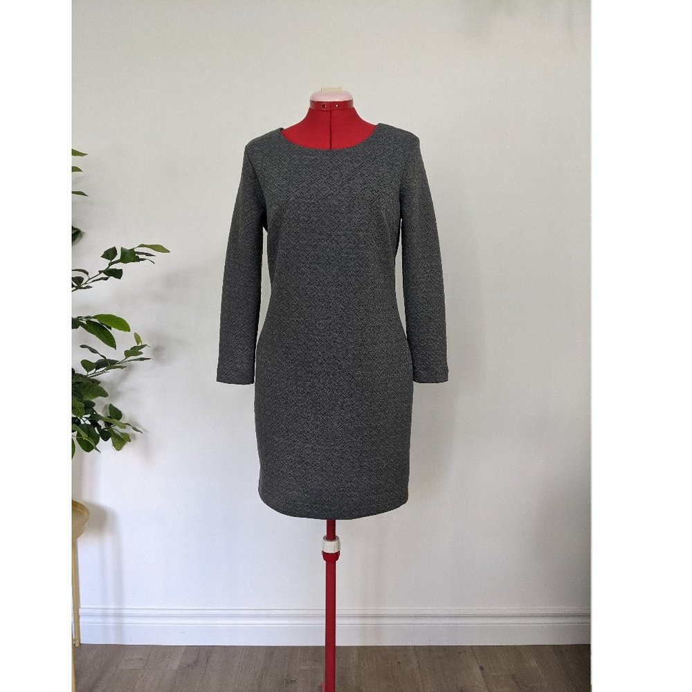 Dynamite - grey three quarter sleeve dress